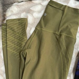 Lululemon Mapped Out HR Tight 28” Size 4 Bronze Green
